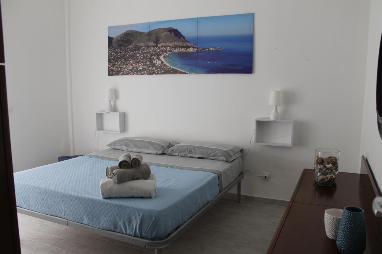 Casa Vacanza Peppino! Palermo Exteriör bild