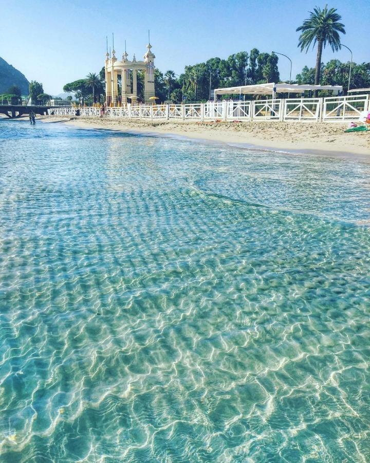 Casa Vacanza Peppino! Palermo Exteriör bild