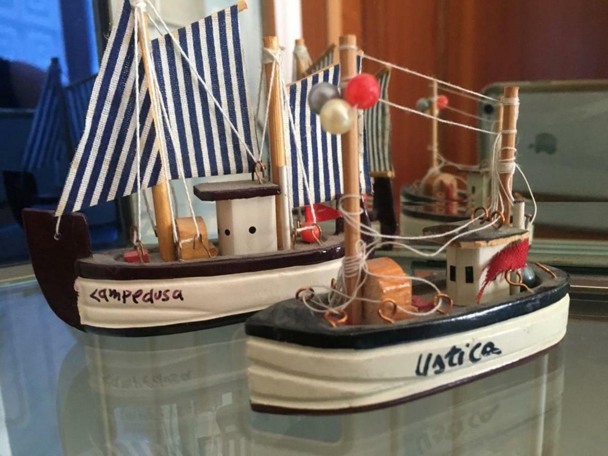 Casa Vacanza Peppino! Palermo Exteriör bild